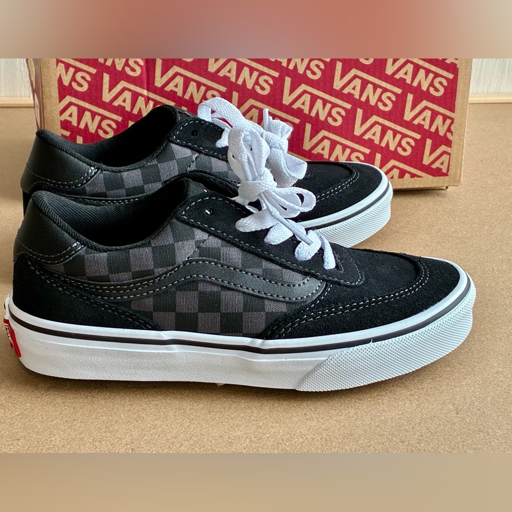 NWT Vans Checker Sneakers Kids 2